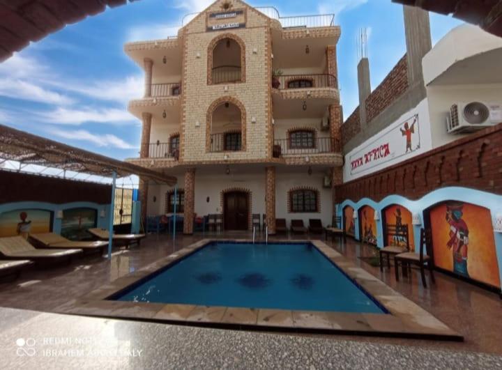 Mama Africa Apts & Studios 樂蜀 外观 照片